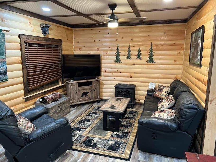 Cubs Den - Hot Tub- Walk To Lake- Fire Pit - Kayaks Oakland Bagian luar foto