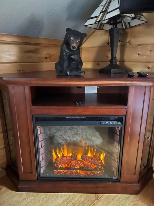 Cubs Den - Hot Tub- Walk To Lake- Fire Pit - Kayaks Oakland Bagian luar foto